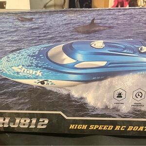 DEERC High Speed RC Boat